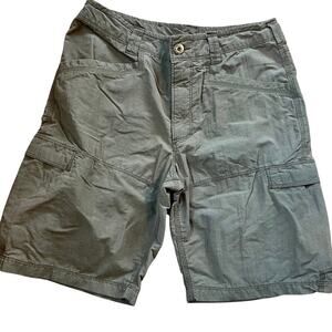 NORTH FACE men’s cargo shorts size 30